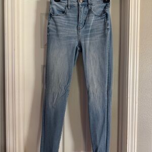 American Eagle Outfitters Light Blue Skinny Jeans